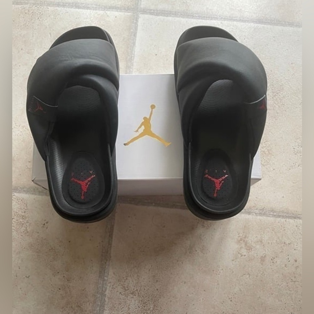 Jordan Sophia Slide in Black and Fire Red
